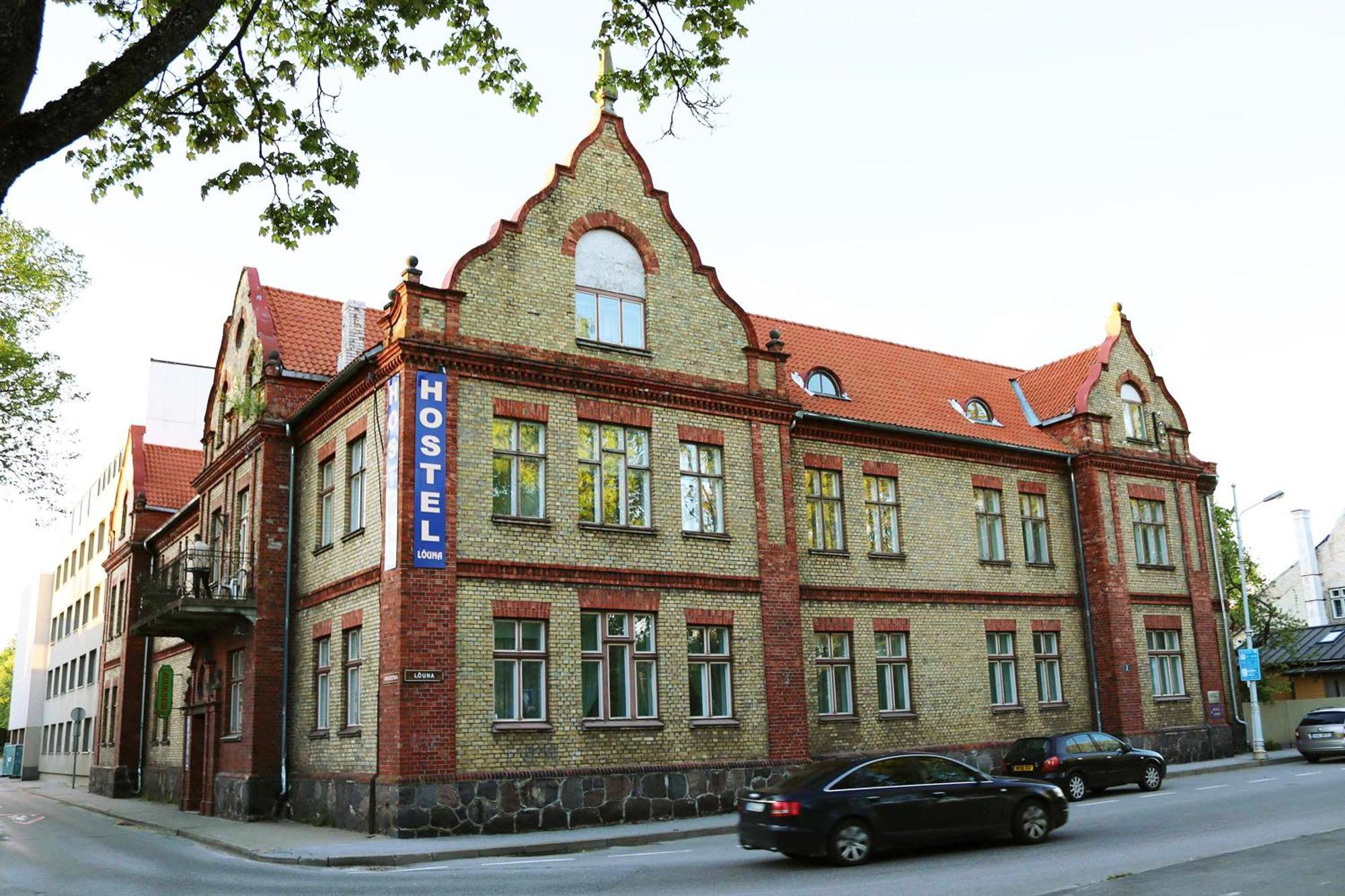 Hostel Louna Пярну Екстериор снимка